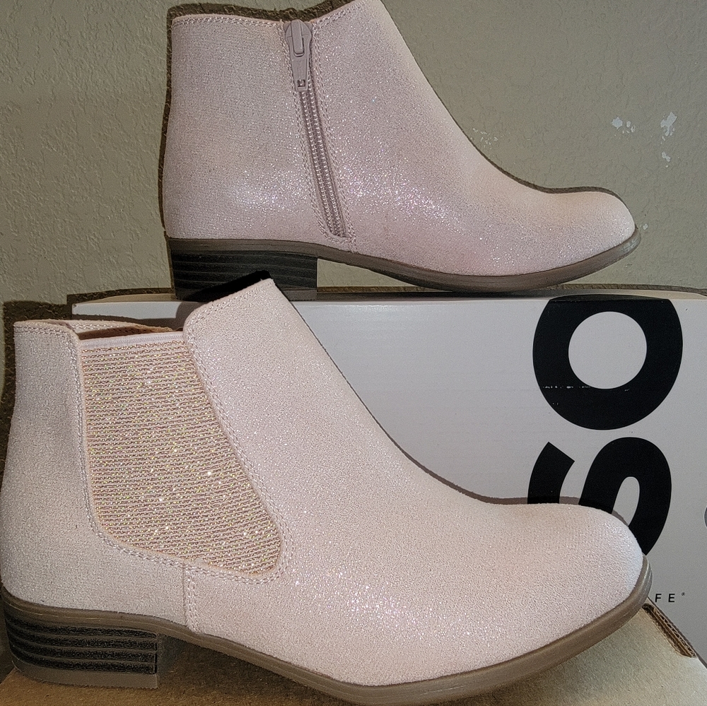 SO New London blush girls booties glitter 3
